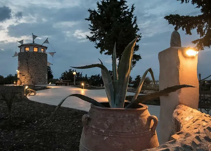 Milos Maison Cos