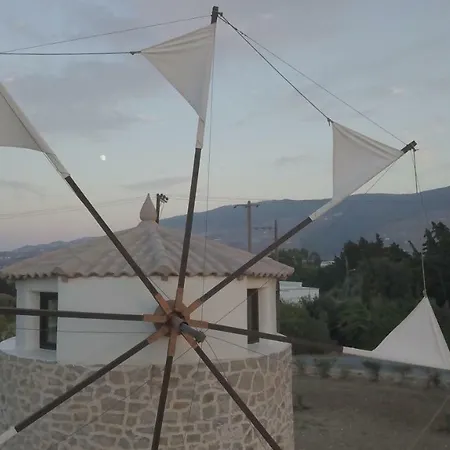 Milos Maison Апартаменты *